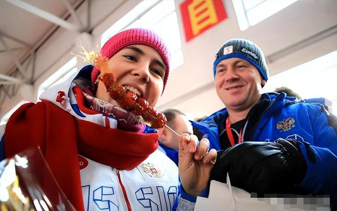 中国美食后回国面对白人饭简直生不如死long8登录首批免签来华老外尝过(图12)