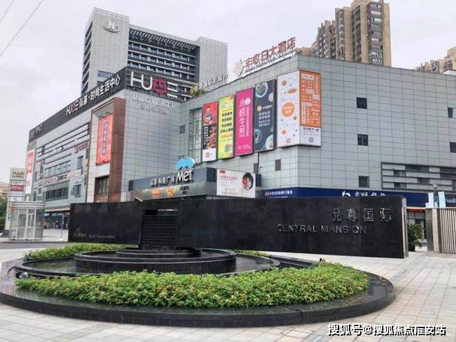 站-2025品尊楼盘评测_最新户型丨停车位龙8国际头号玩家品尊国际(售楼处)首页网(图5)